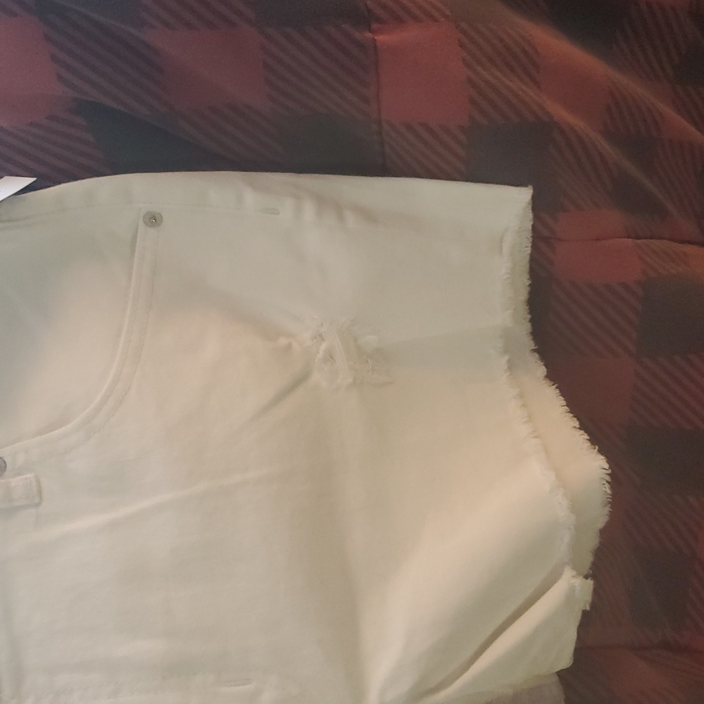 Mossimo Shorts - Picture 5 of 7